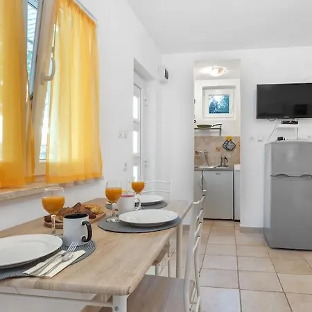 Apartman Valkane Private Garden