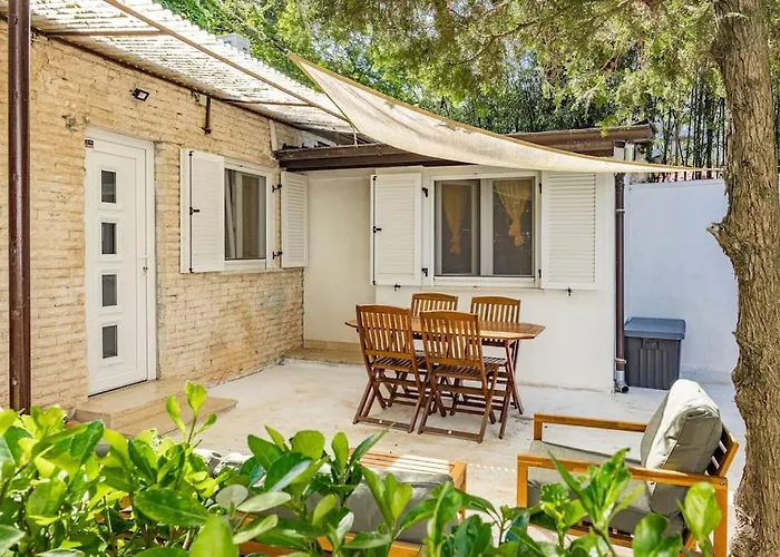 Apartmán Valkane Private Garden *